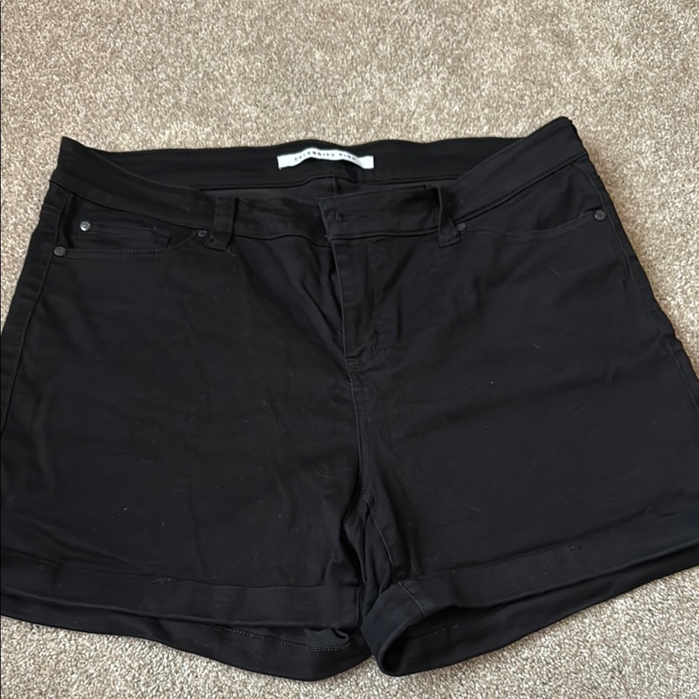 Celebrity Pink Rolled Cuff Black shorts